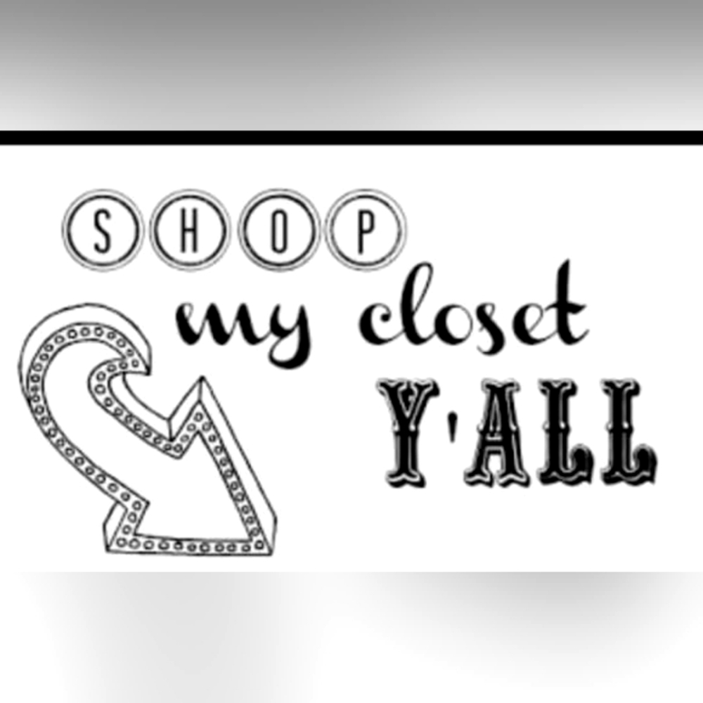 shop my closest yall!!😁🥰 Accepting all offers🥰🤩